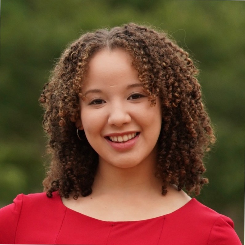 Image of Sarah Richardson