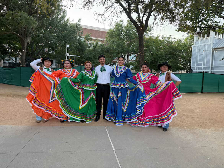 Folklorico