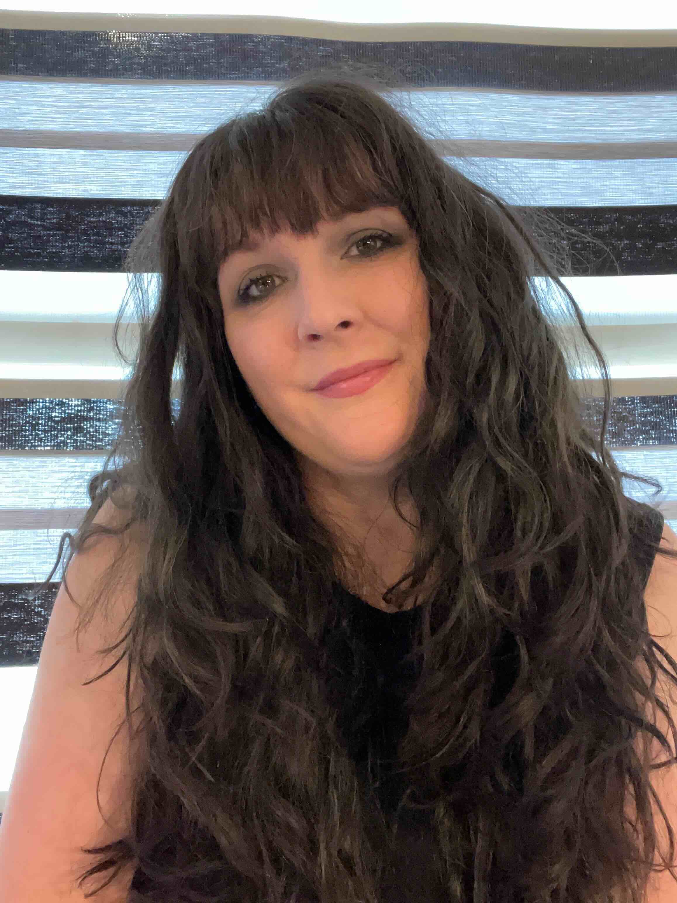 Headshot of Alison Kelly 