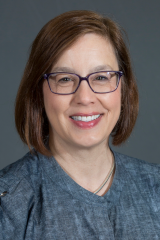 Tracy Everbach headshot